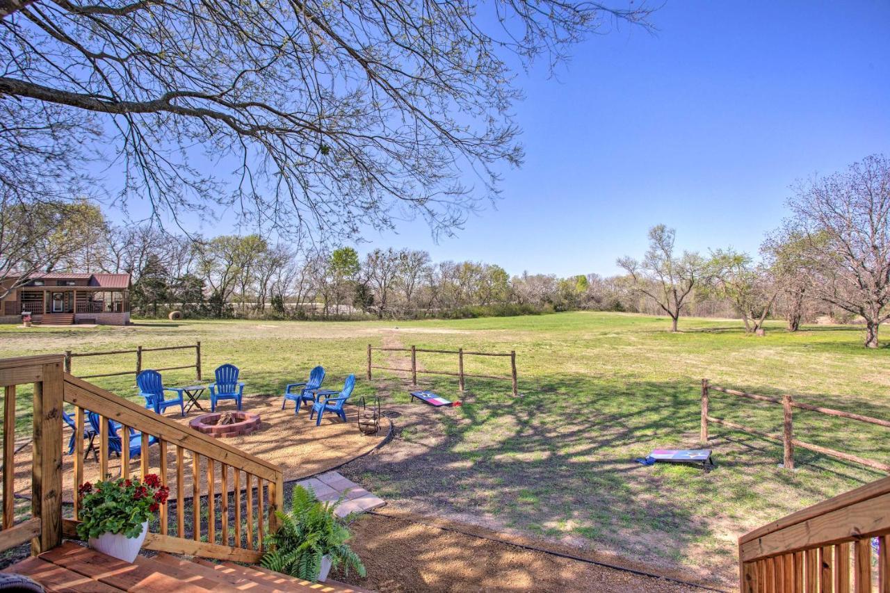 Cozy Mckinney Tiny Home With Porch And Fire Pit! Eksteriør billede