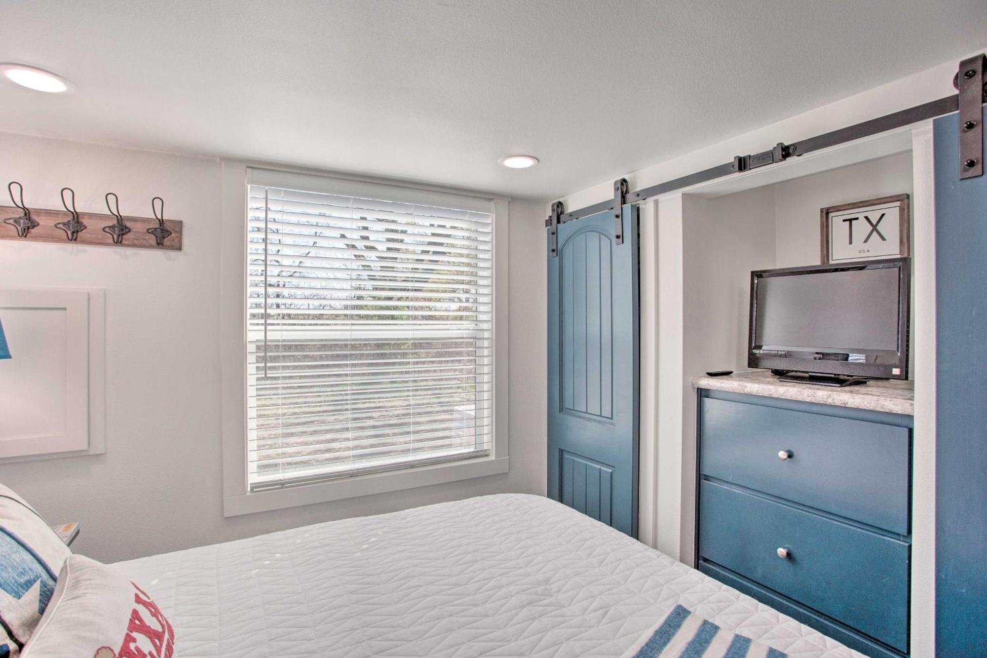 Cozy Mckinney Tiny Home With Porch And Fire Pit! Eksteriør billede